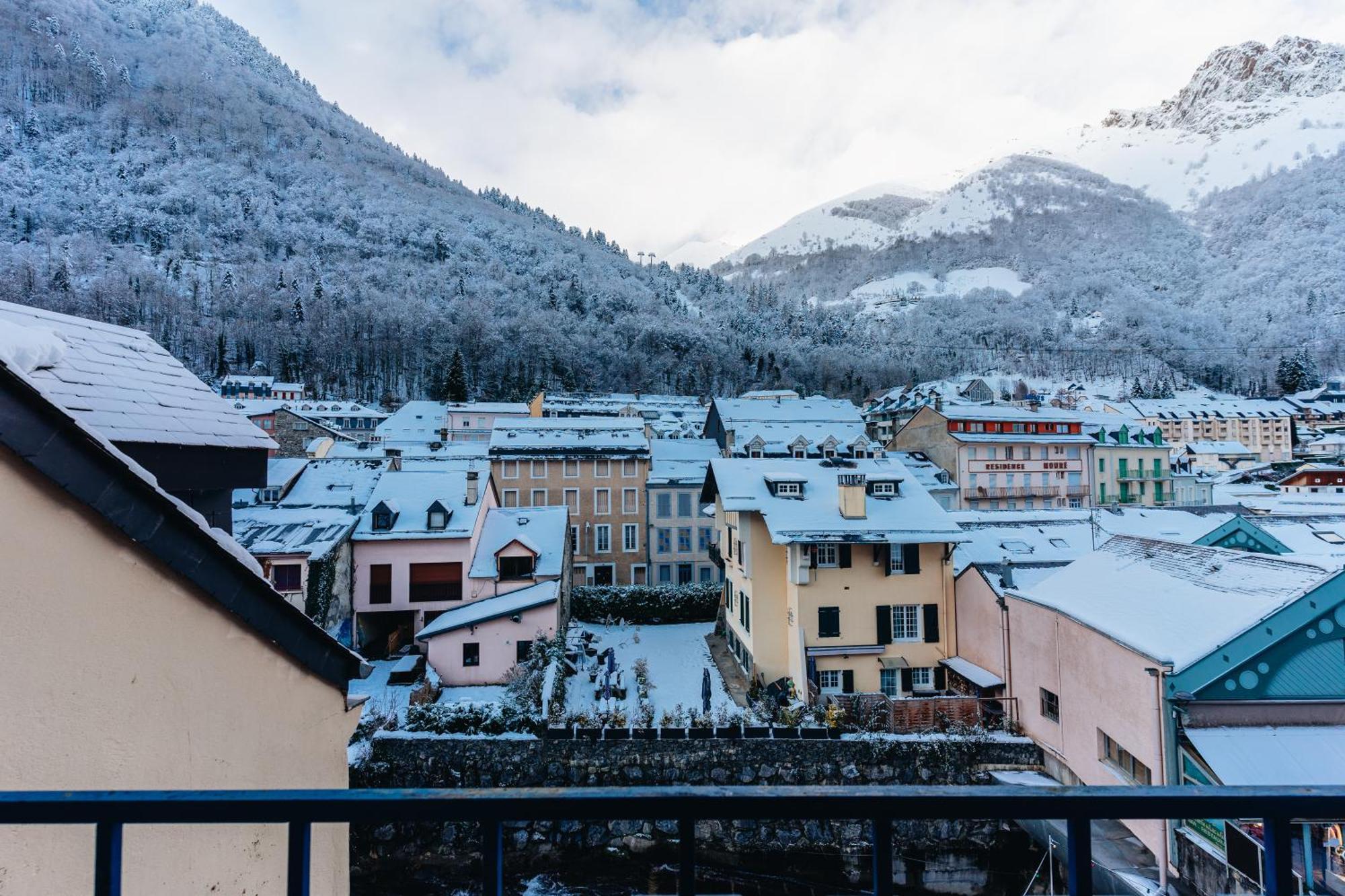 Garden & City Cauterets Balneo Aparthotel Exterior photo